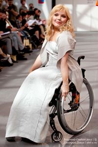   Bezgraniz Couture INTERNATIONAL FASHION AND ACCESSOIRE AWARD 2012  